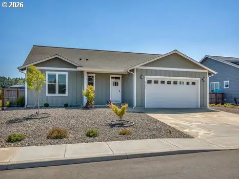 1155 SE Bugle Ave, Warrenton, OR 97146