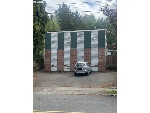 2230 NE 15th Ave, Portland, OR 97212