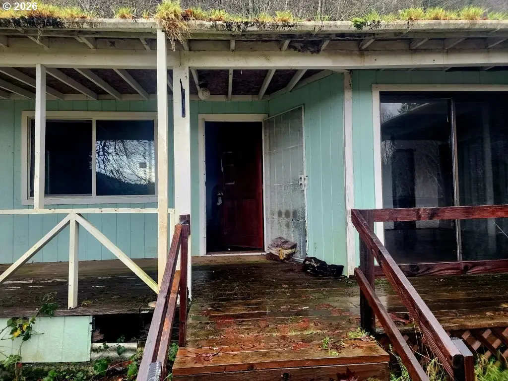 97736 N Lake Ln, Lakeside, OR 97449 - Image #1