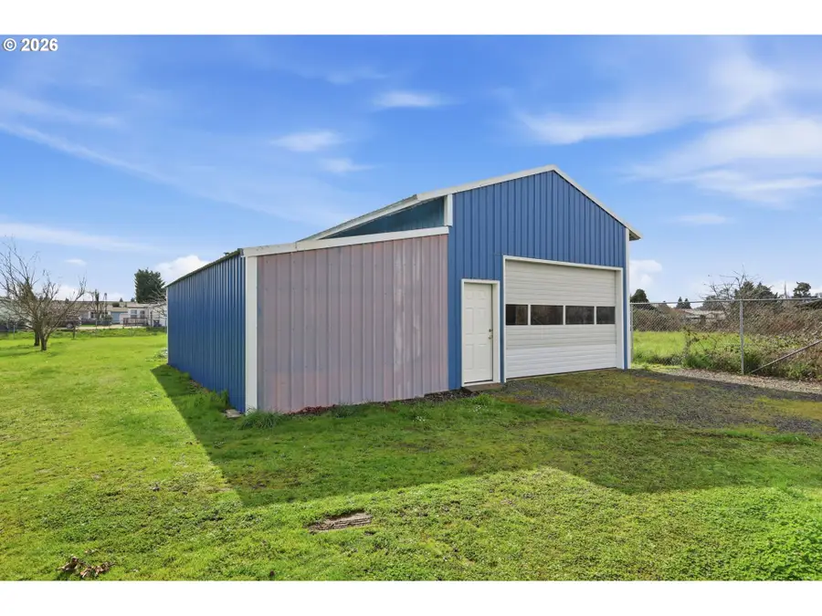 2541 Marcola Rd, Springfield, OR 97477 - #3
