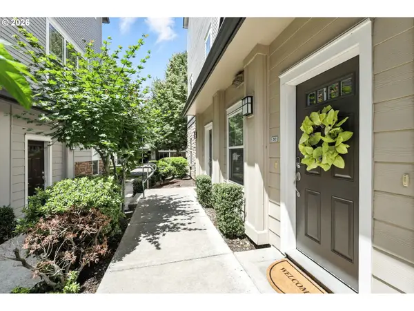 10805 NE Red Wing Way #202, Hillsboro, OR 97006