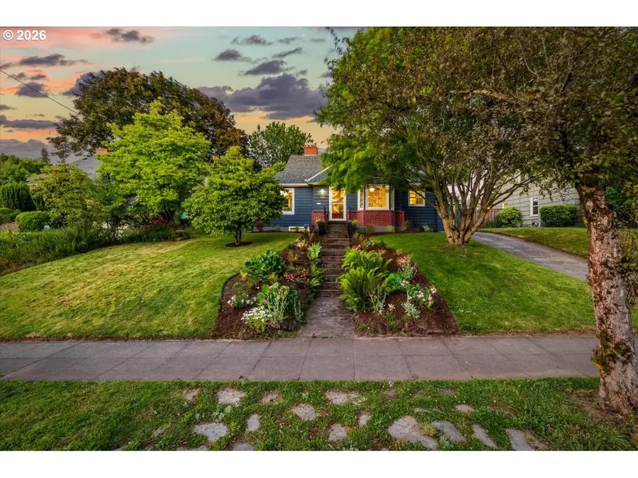 110 SE 47th Ave, Portland, OR 97215 - #2
