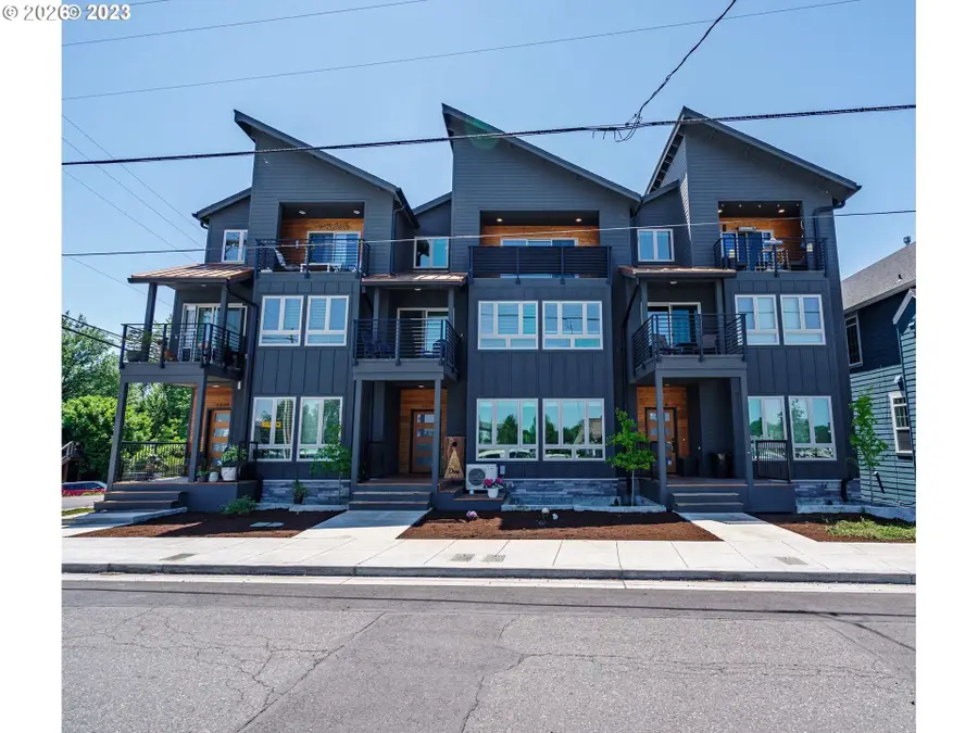 306 N Bridgeton Rd, Portland, OR 97217 - #2