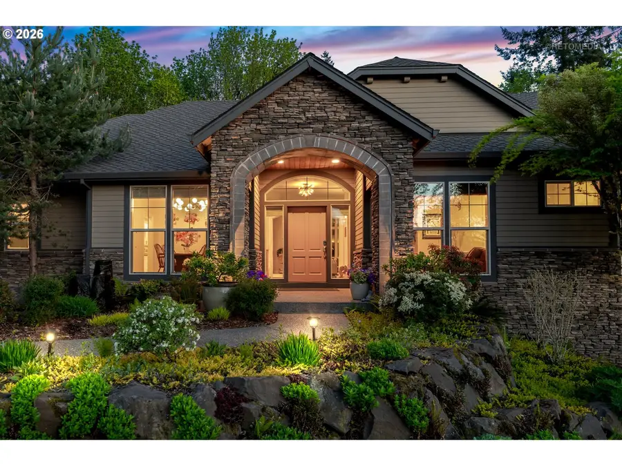 9522 NW Skyview Dr, Portland, OR 97231 - #3