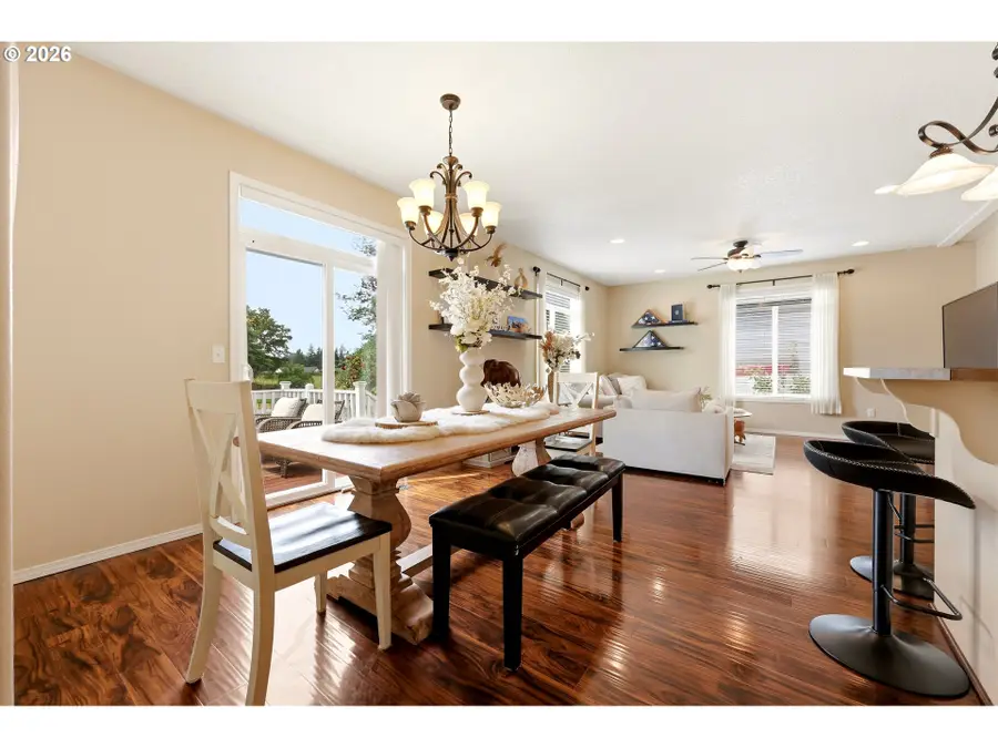 518 W 12th Way, La Center, WA 98629 - #3