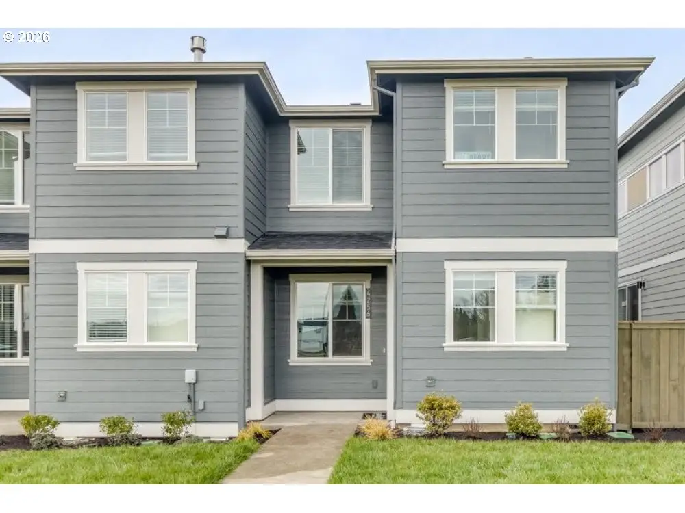 4256 SE Century Blvd, Hillsboro, OR 97123 - #1