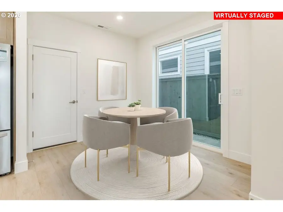 4256 SE Century Blvd, Hillsboro, OR 97123 - #3