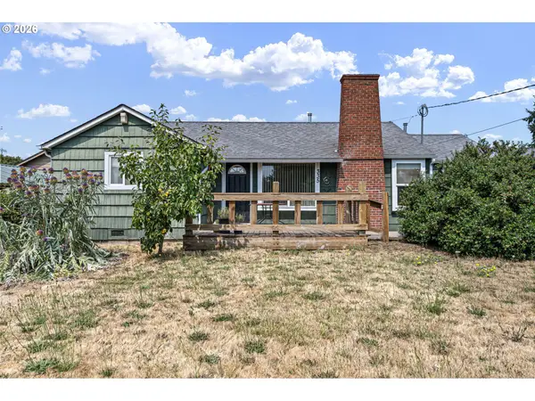 335 Kourt Dr, Eugene, OR 97404