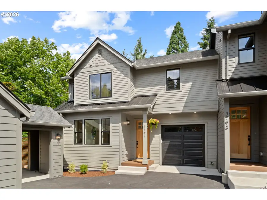 3797 SW Iowa St, Portland, OR 97221 - #2