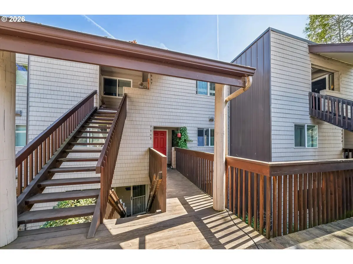 7545 N Edgewater Ave, Portland, OR 97203 - Image #1