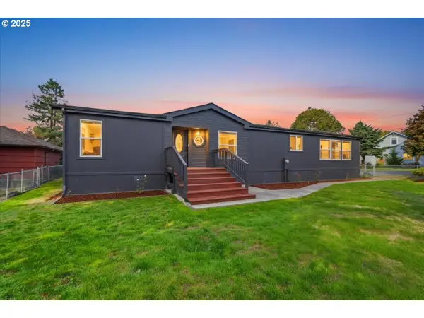 385 Front Ave, CastleRock, WA 98611