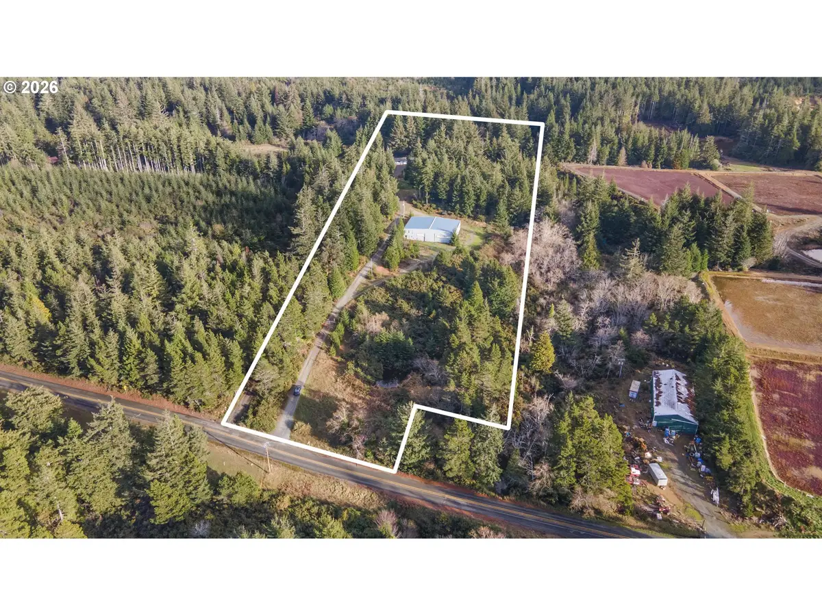 53665 Rosa Rd, Bandon, OR 97411 - Image #1