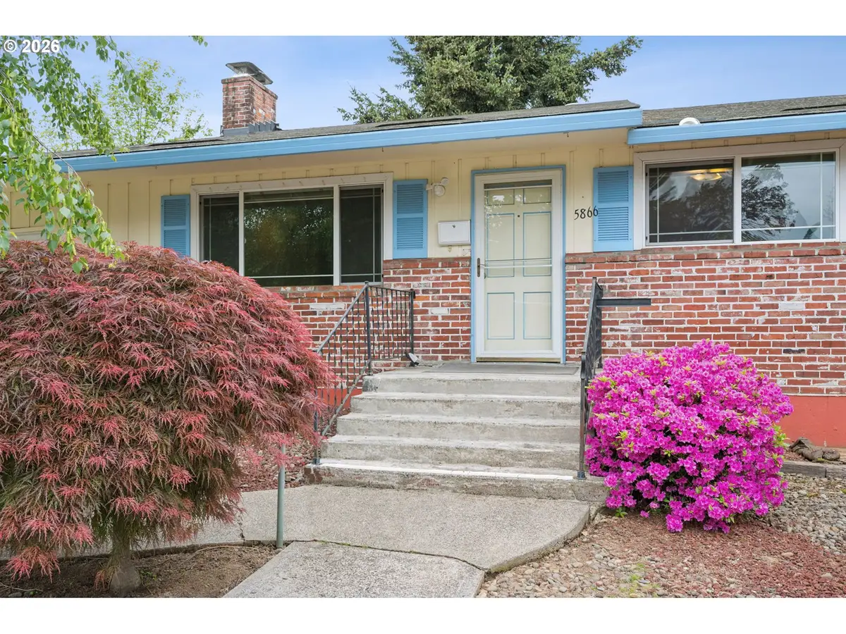 5866 SE Lloyd St, Milwaukie, OR 97222 - #1