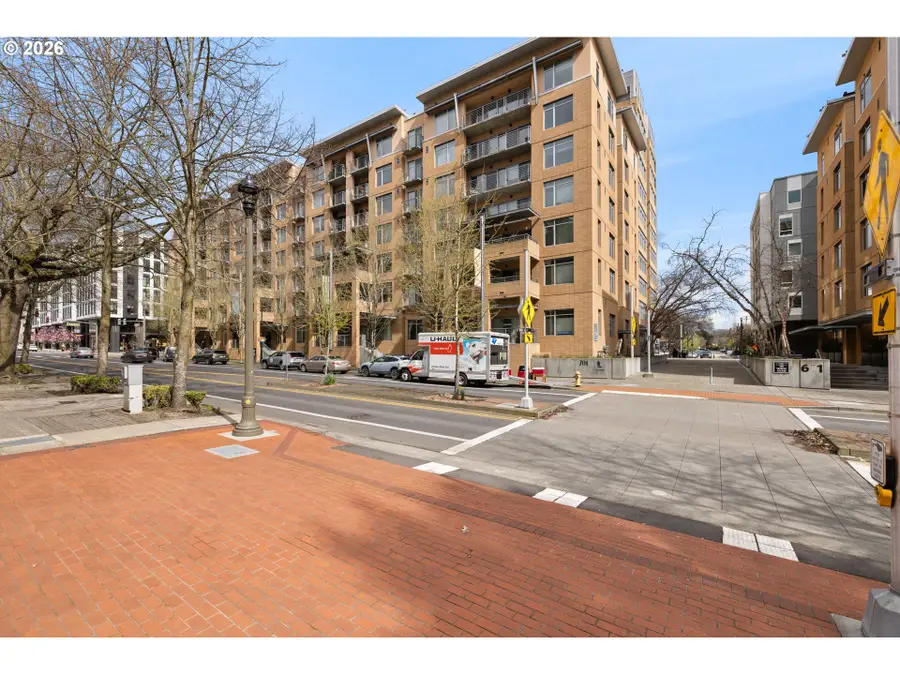 701 Columbia St #105, Vancouver, WA 98660 - #3