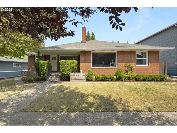 3419 SE Cora Dr, Portland, OR 97202