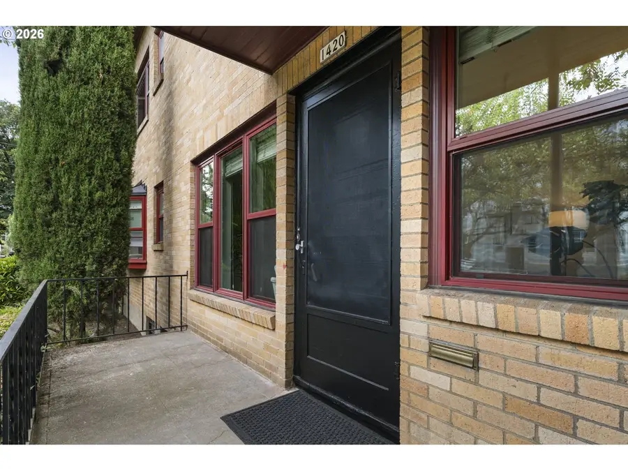 1420 NE 21st Ave #18, Portland, OR 97232 - #2