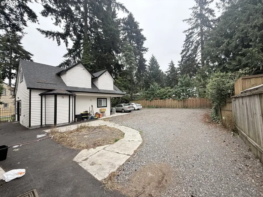 9516 NE Prescott St, Portland, OR 97220 - #3