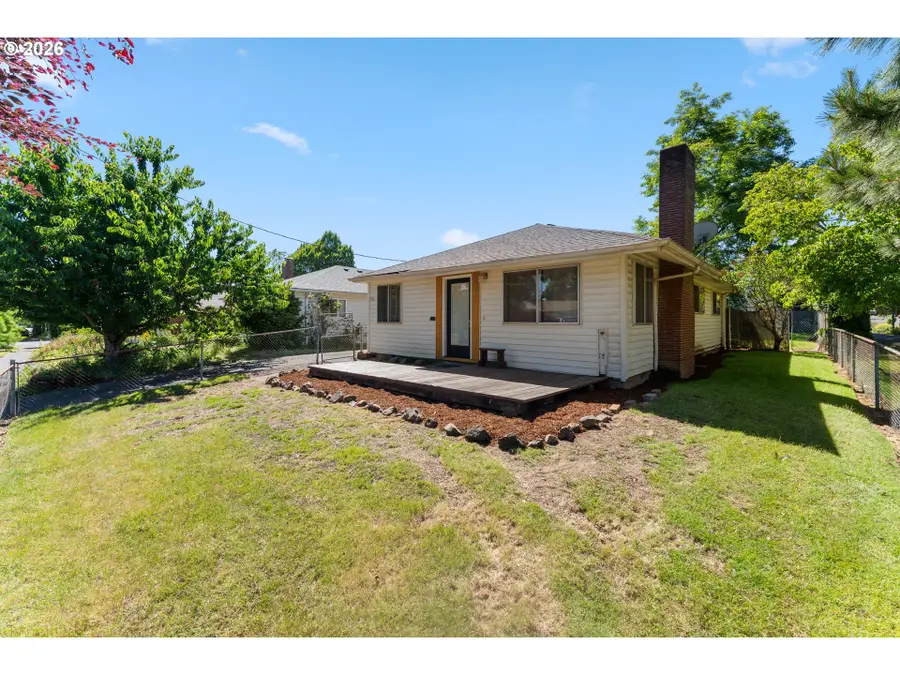 5136 N Fessenden St, Portland, OR 97203 - #3