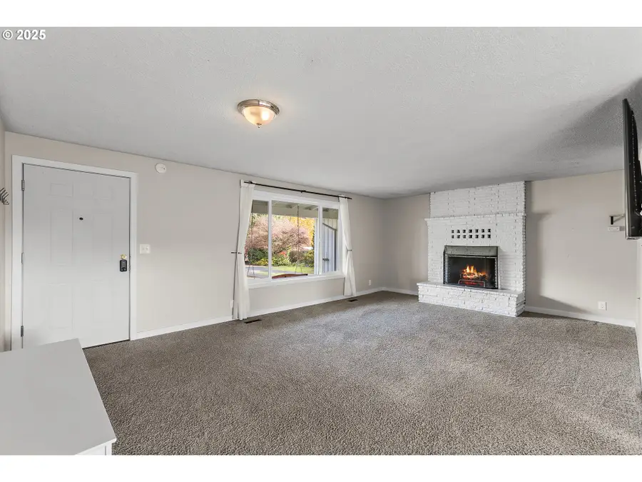 745 Harper Ln, Saint Helens, OR 97051 - Image #3