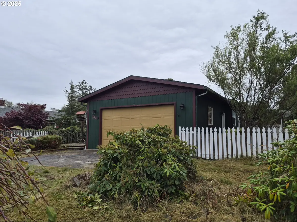 140 SW Birch Ave, Warrenton, OR 97146 - Image #1