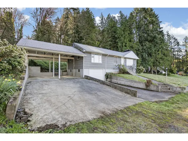 312 SE 2nd St, Winlock, WA 98596