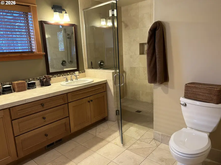 132 E Surfcrest Ave #C1-D, Cannon Beach, OR 97110 - #3