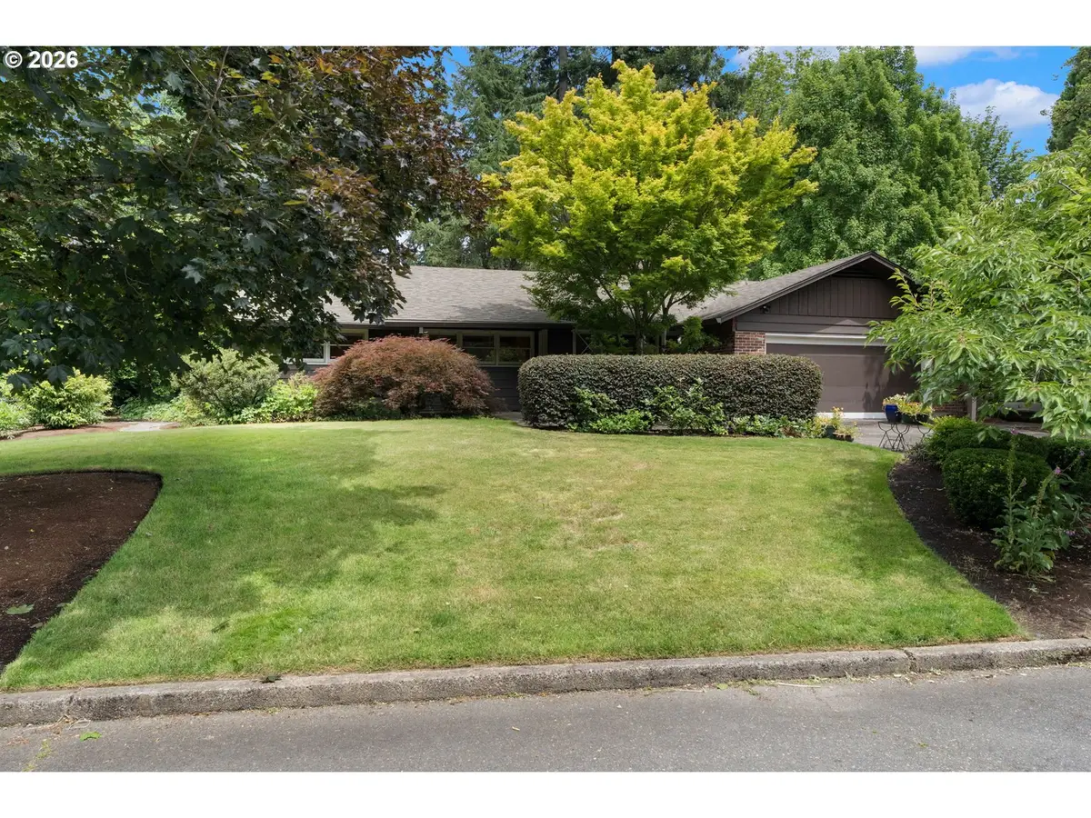5919 SW Miles St, Portland, OR 97219 - #1
