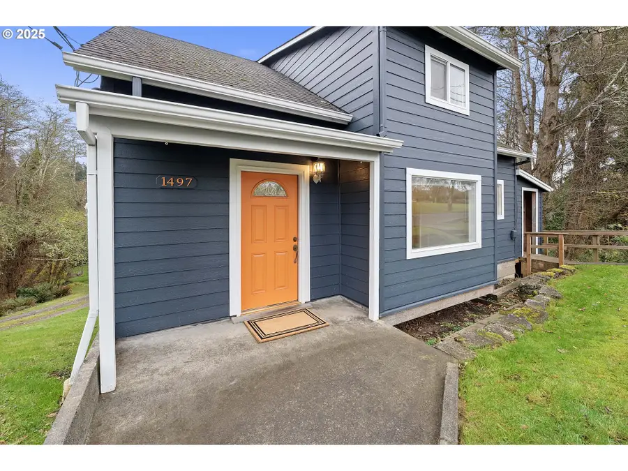 1497 Niagara Ave, Astoria, OR 97103 - Image #2