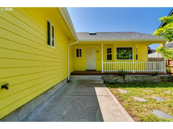 4665 Holly St, Springfield, OR 97478