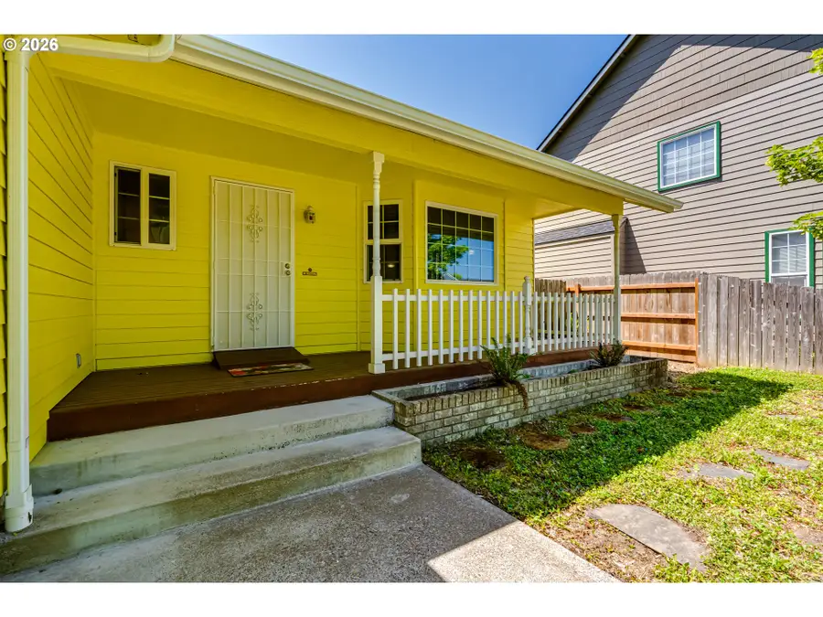 4665 Holly St, Springfield, OR 97478 - #2