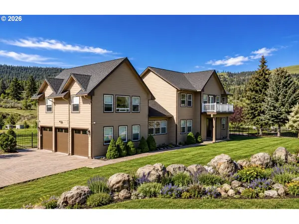 130 Ridge Dr, LaGrande, OR 97850