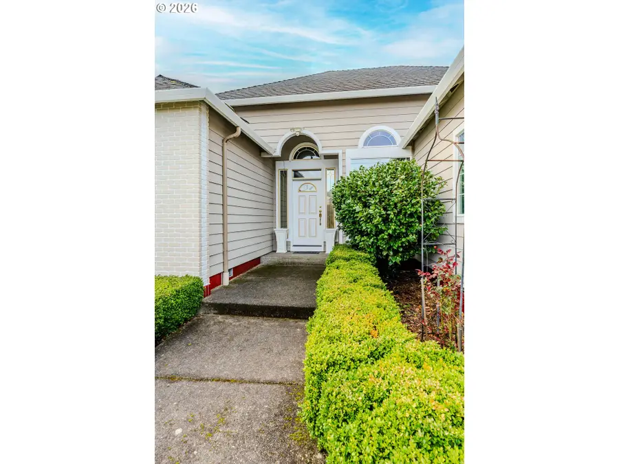 16442 SE High Meadow Loop, Portland, OR 97236 - #3