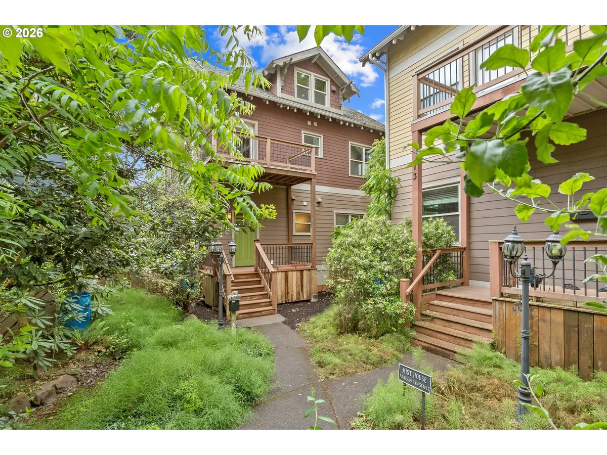 71 NE Graham St, Portland, OR 97212 - #1