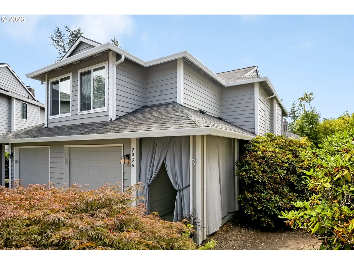 2036 Titan Ter, Northwest Clackamas, OR 97068 - #1