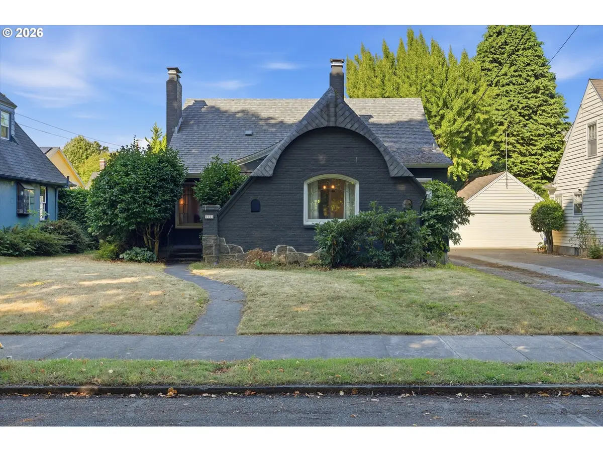 7531 SE Reed College Pl, Portland, OR 97202 - #1
