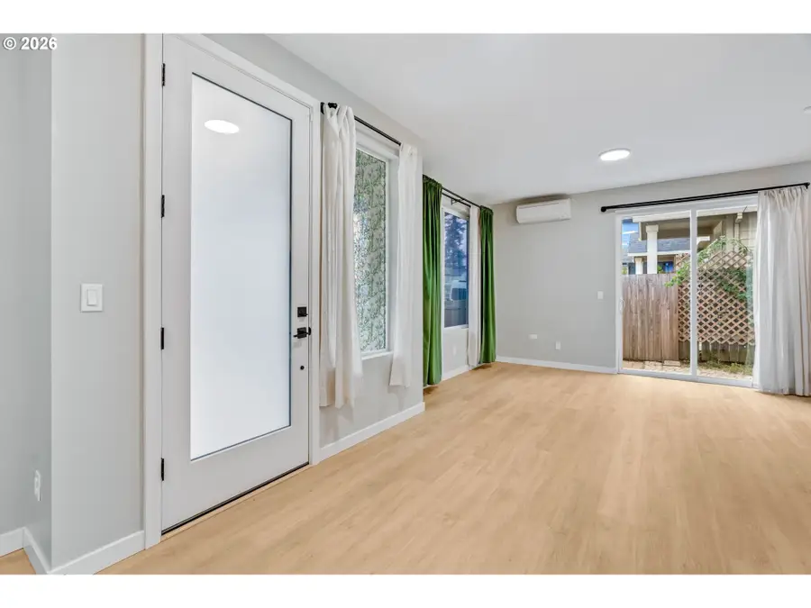 8823 N Endicott Ave, Portland, OR 97217 - #2