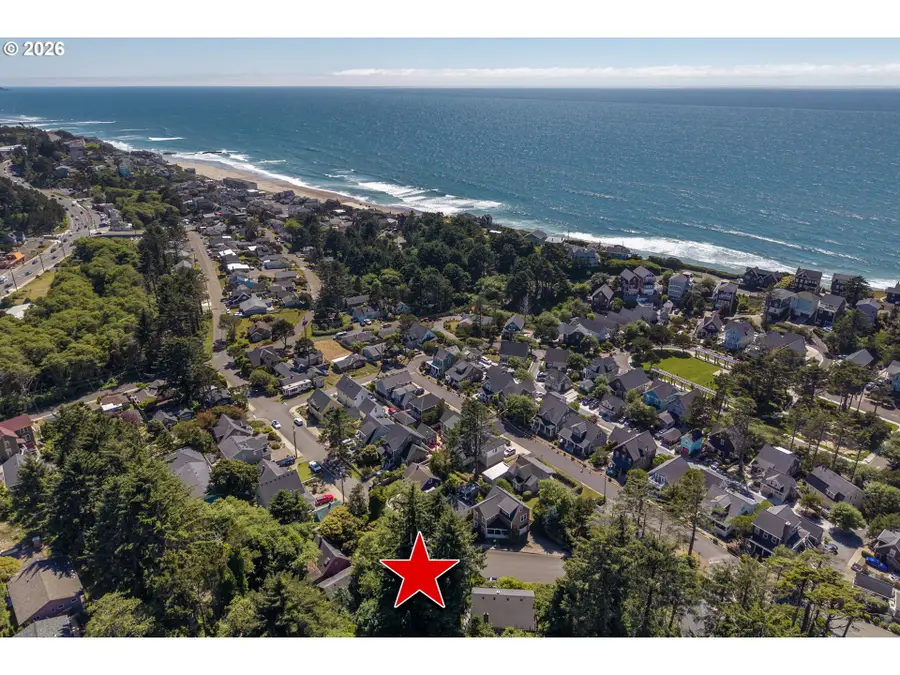 2700 SW Coast Ave, Lincoln City, OR 97367 - #2