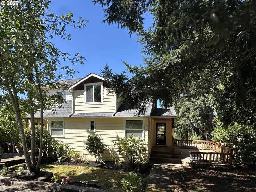 515 Fulvue Dr, Eugene, OR 97405 - #2