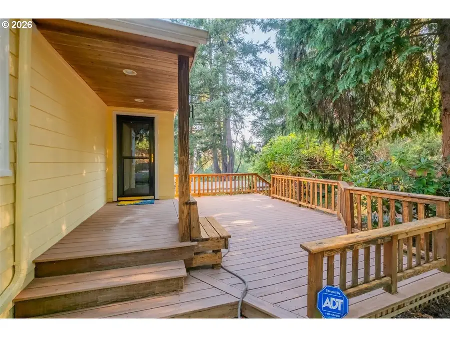 515 Fulvue Dr, Eugene, OR 97405 - #3