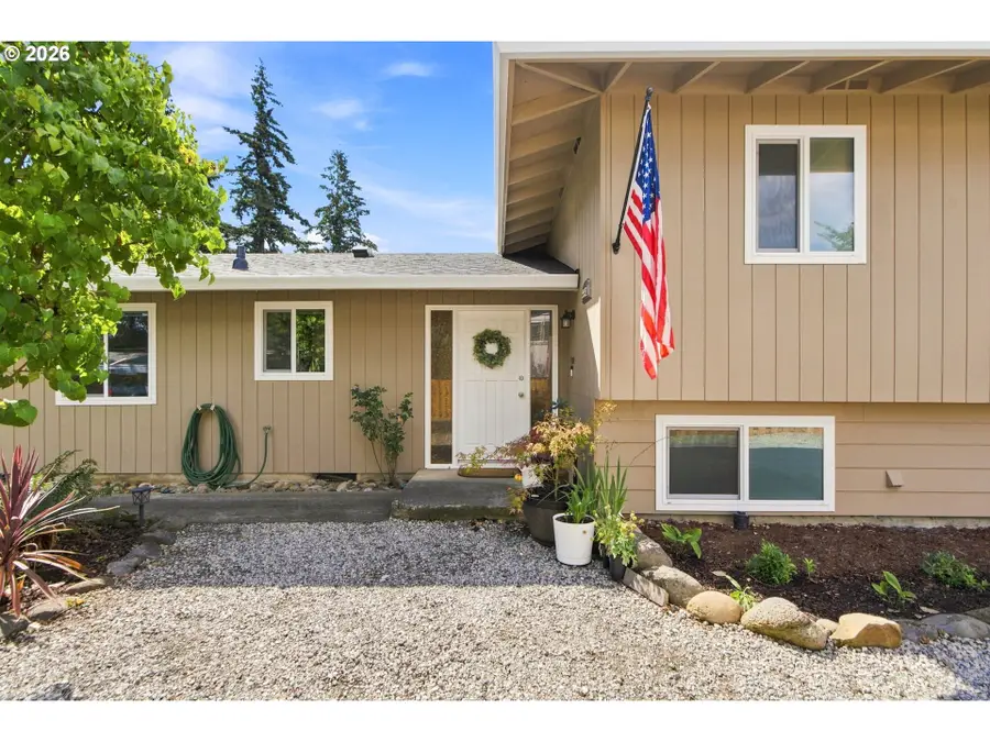 2223 SE 139th Ave #A, Portland, OR 97233 - #2