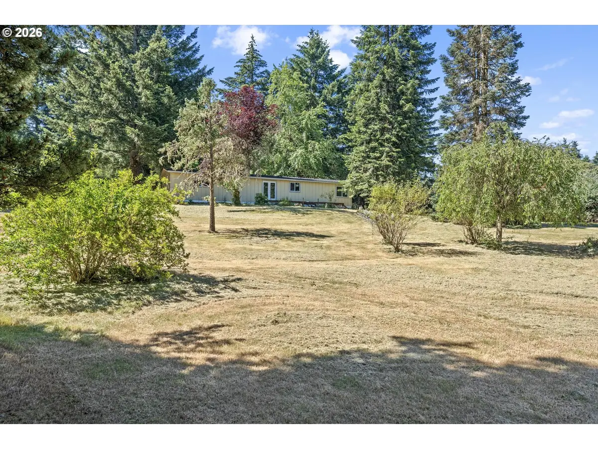 22162 S Crestview Dr, Colton, OR 97017 - #1