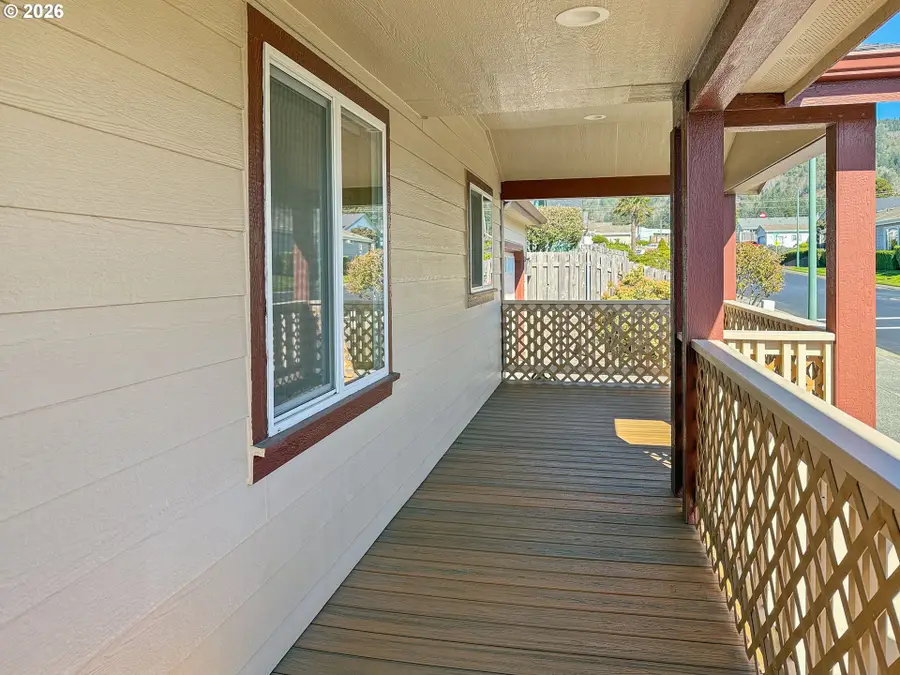 98126 W Benham Ln #11, Brookings, OR 97415 - #3