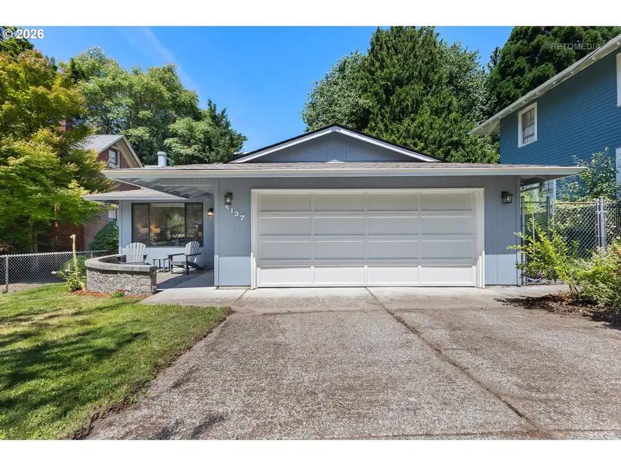 4137 SE Ivon St, Portland, OR 97202 - #2