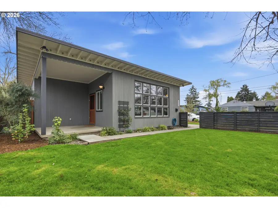 420 SW 133rd Ave, Beaverton, OR 97005 - #2