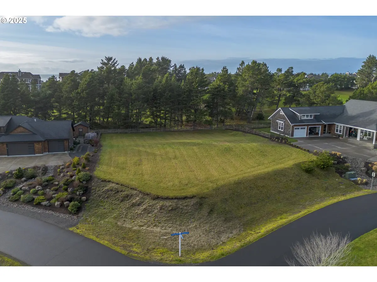 5298 Sheridan Dr, Gearhart, OR 97138 - Image #1