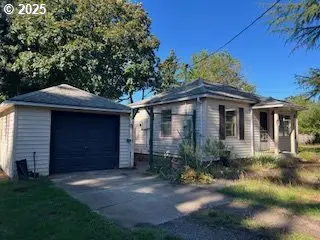 2105 SE 143rd Ave, Portland, OR 97233 - #2