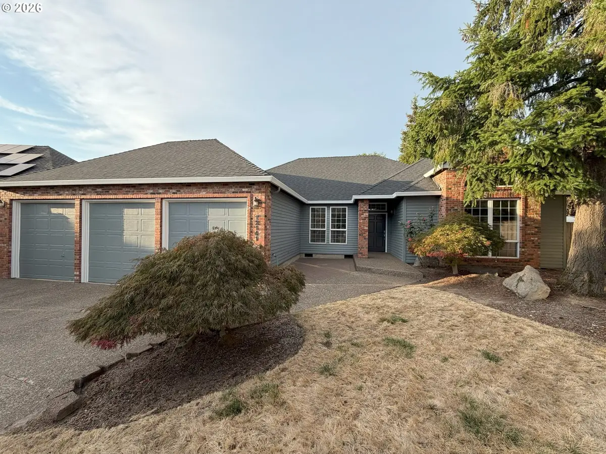 12141 SE Solstice Ct, Clackamas, OR 97015 - #1