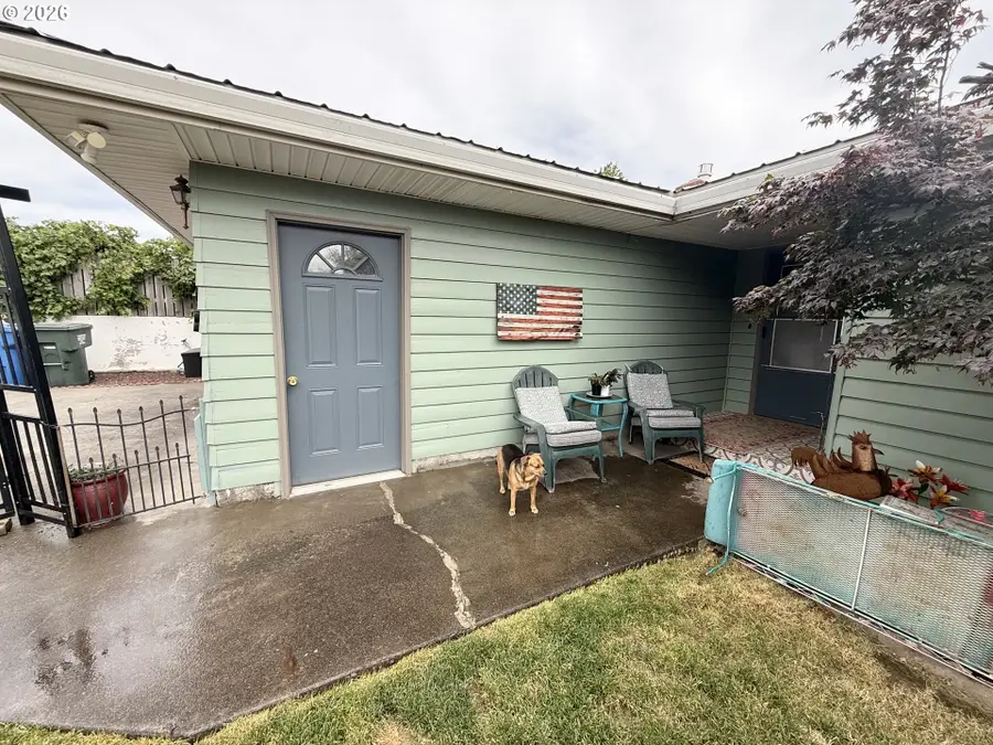 1328 NW King Ave, Pendleton, OR 97801 - #3