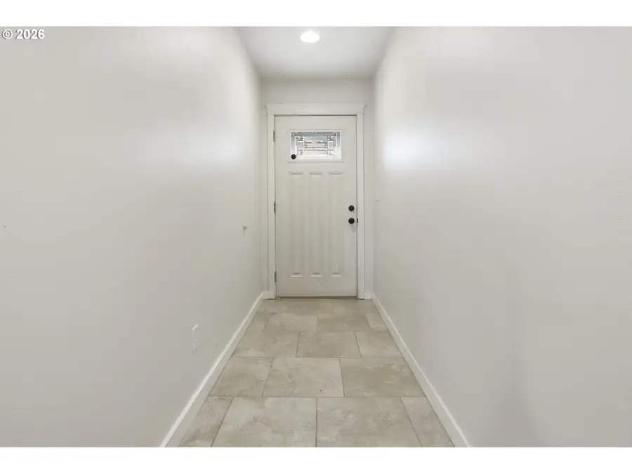 581 SE 204th Pl, Gresham, OR 97030 - #3