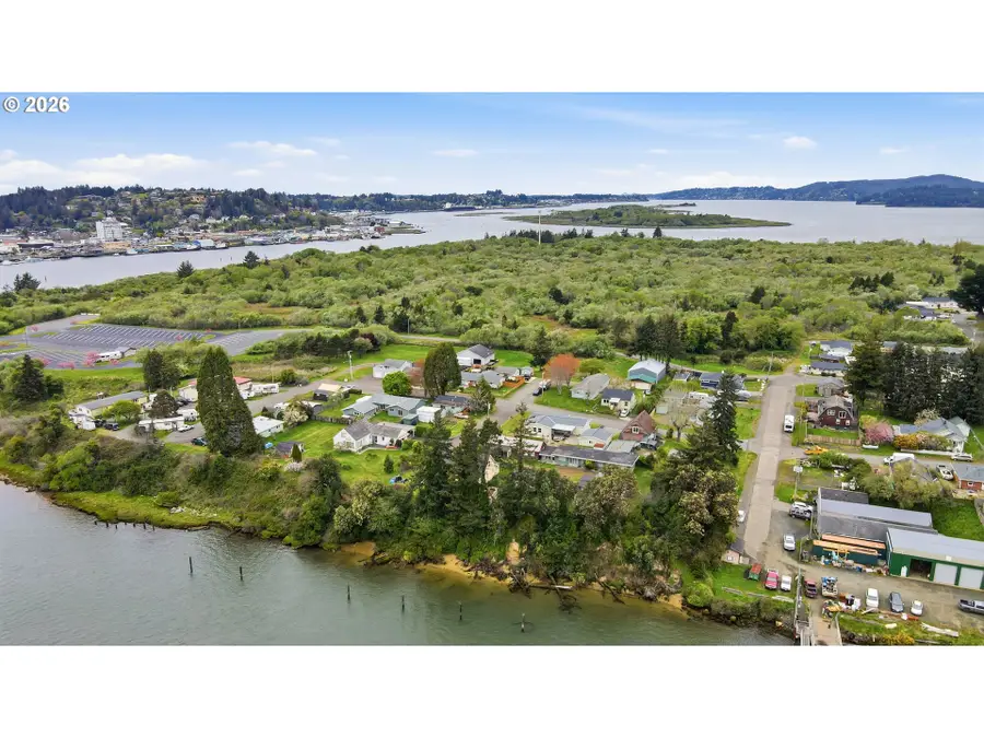 545 Whitty St #4413700, Coos Bay, OR 97420 - #3